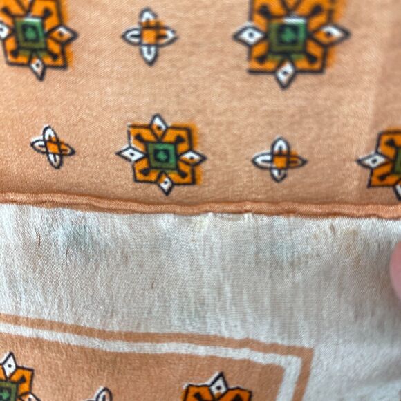 SALLY GEE Handkerchief Silk Hand Rolled Medallion Print Brown VTG 16" x 16" - Picture 7 of 11